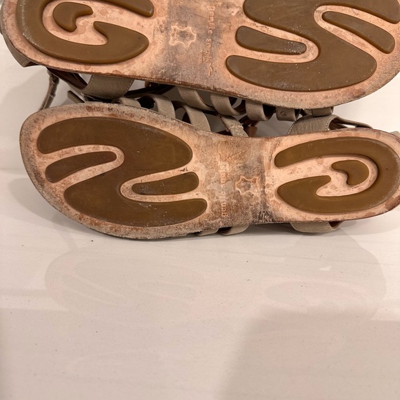 GENTLE SOULS GLADIATOR SANDALS - Picture 4 of 5